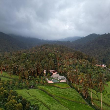 Villa Utopiaku - Munduk Highlands Exterior foto